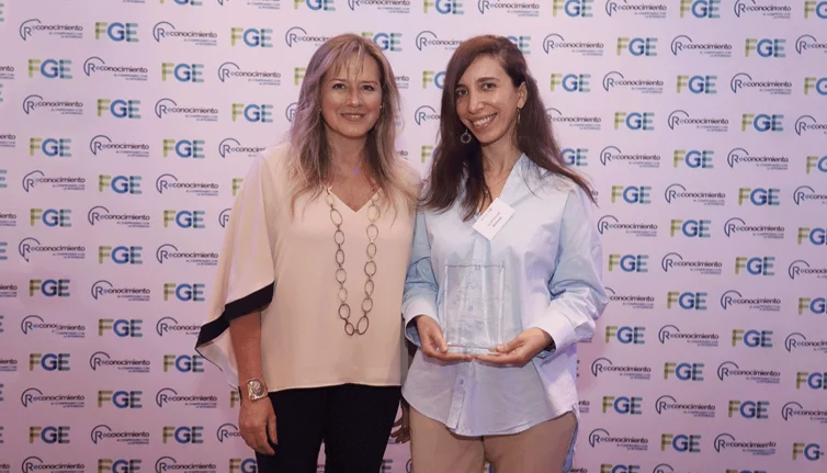 chilean-ngo-recognizes-amicorps-commitment-to-business-integrity-2